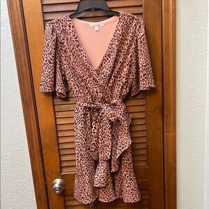 Miami Pink Leopard Print Belted Mini Dress size M